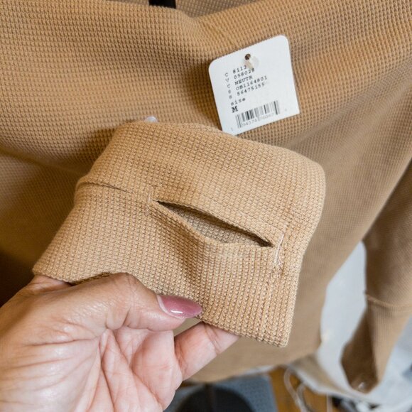 Free People We The Free Fuji Off-The-Shoulder Thermal Top Pale Camel Size M NWT - Picture 7 of 9